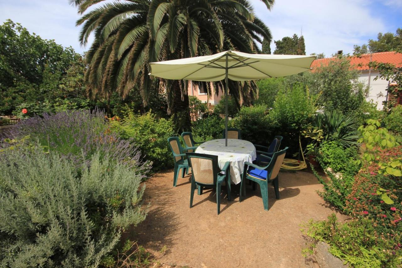 Apartments With A Parking Space Veli Losinj, Losinj - 8029 Εξωτερικό φωτογραφία