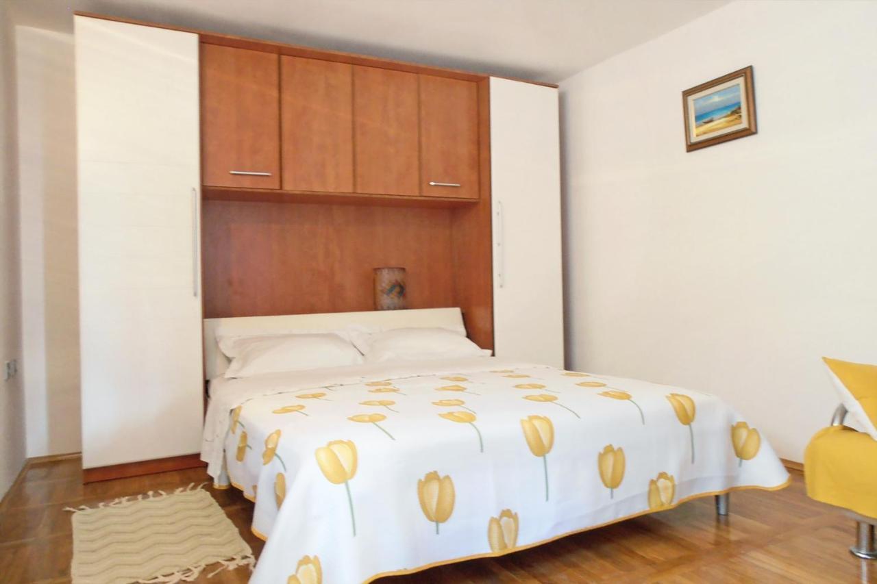Apartments With A Parking Space Veli Losinj, Losinj - 8029 Εξωτερικό φωτογραφία